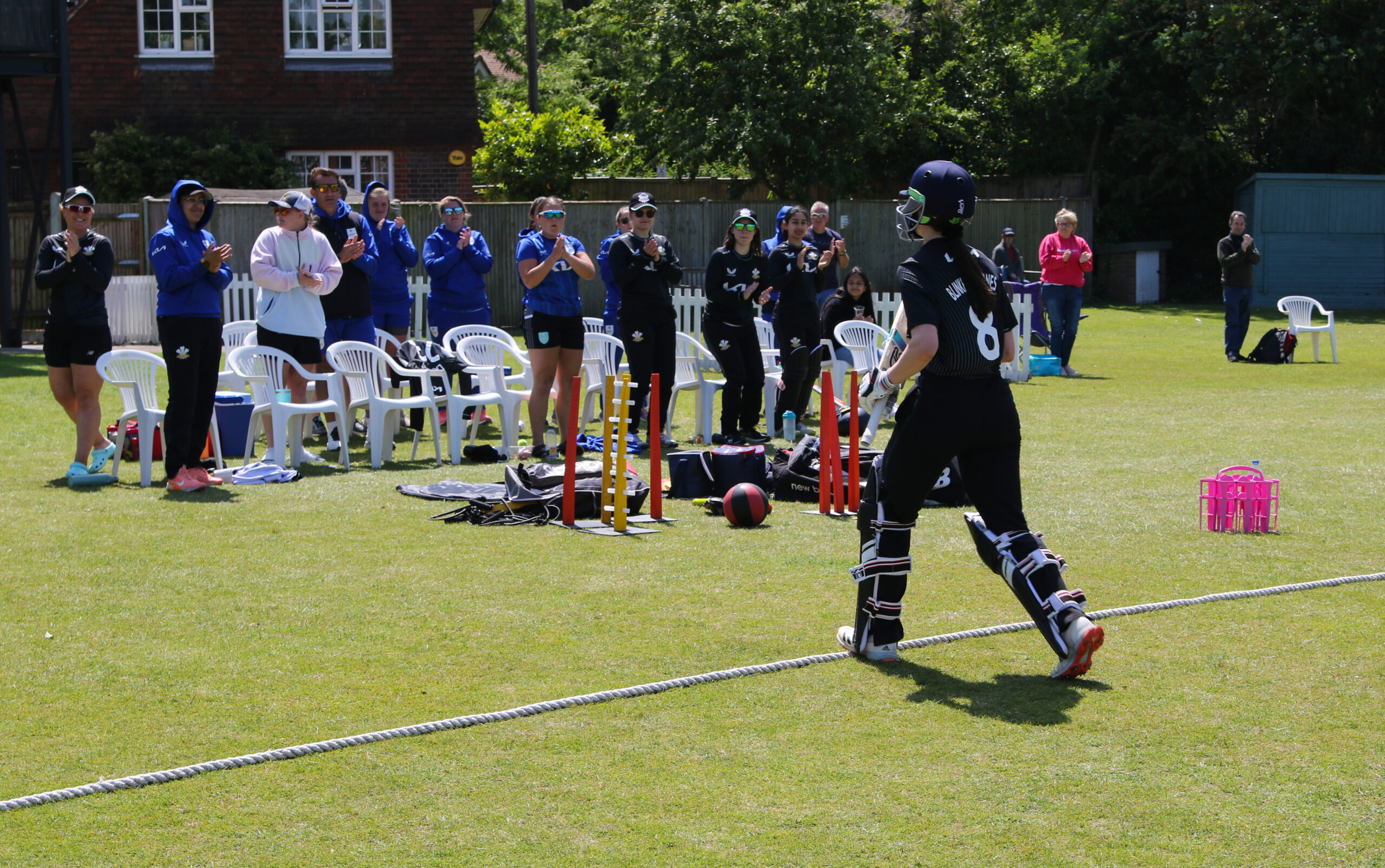 Surrey pull off dramatic last-over run chase against Kent