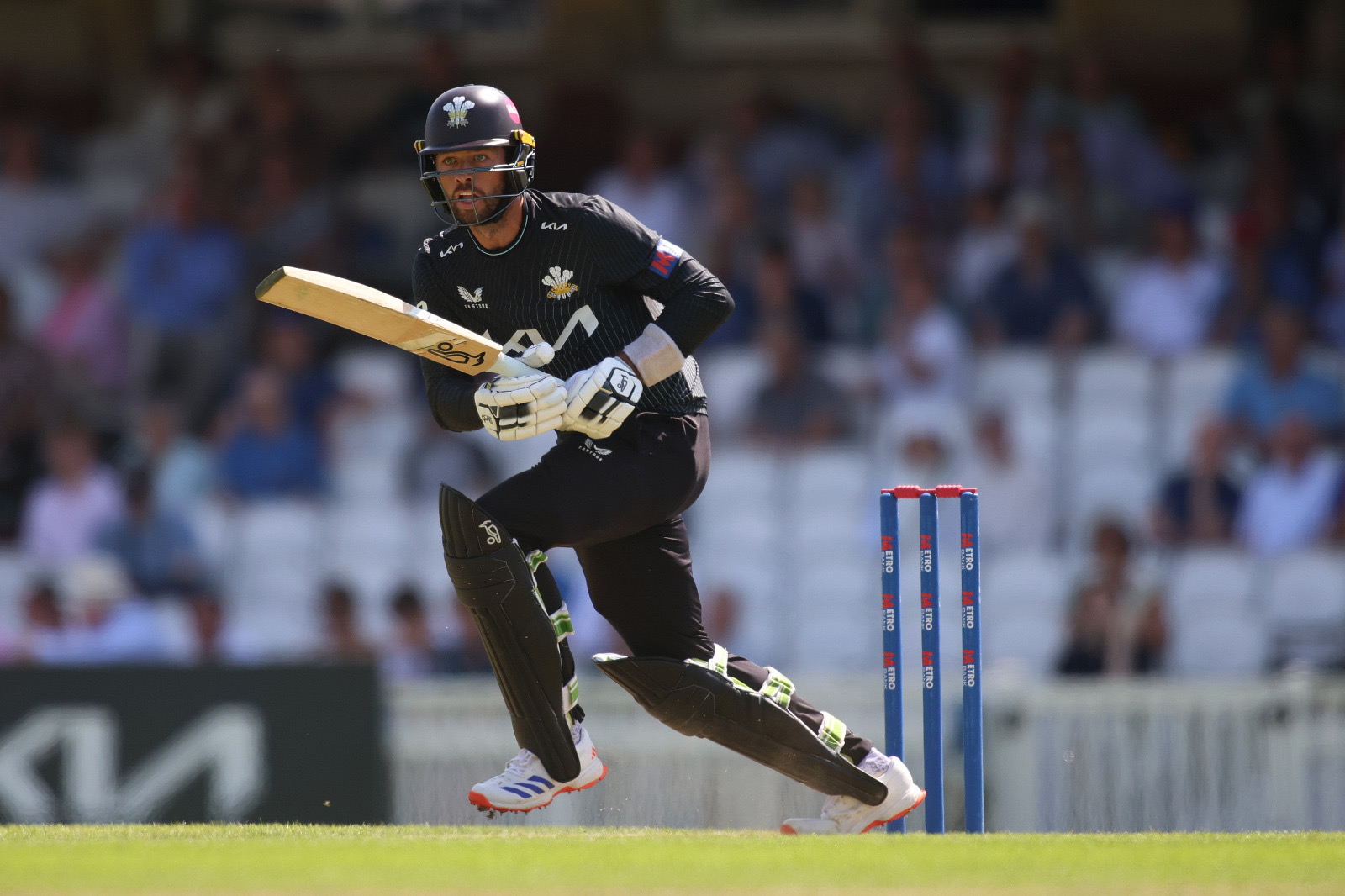 Surrey fall to seven-wicket defeat against Glamorgan