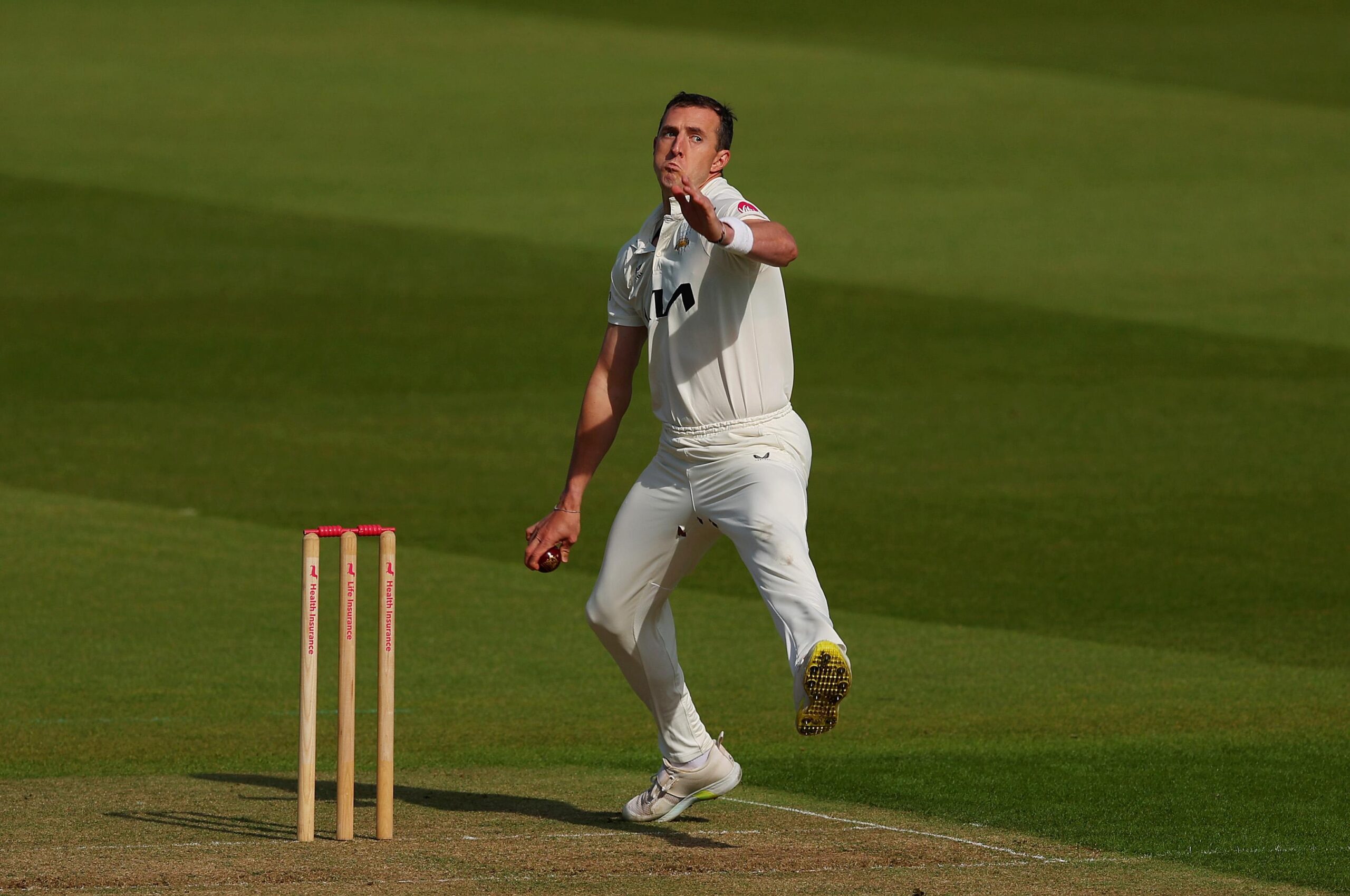 Worrall four-for on solid first day for Surrey