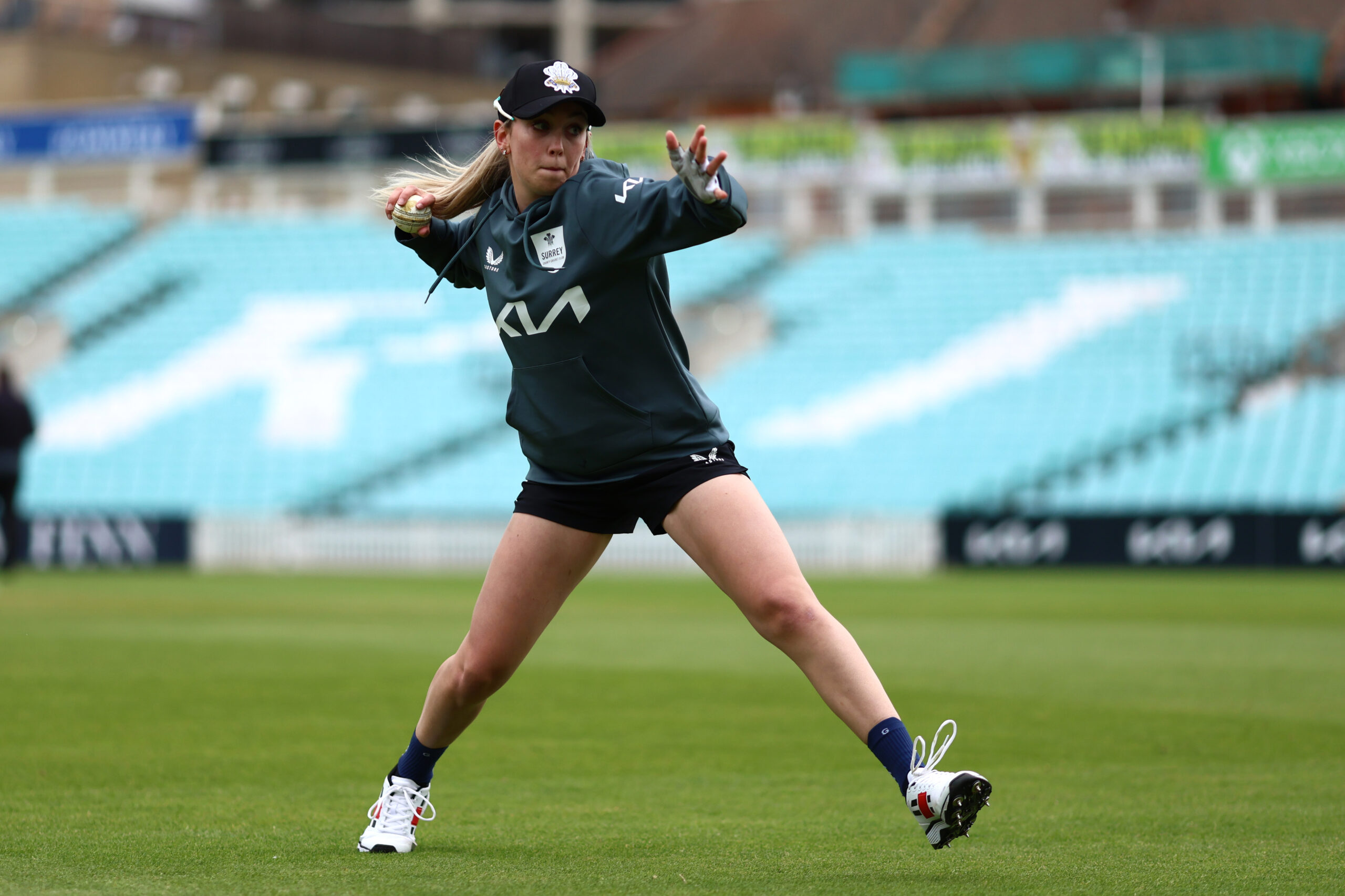 Claudie Cooper to leave Surrey